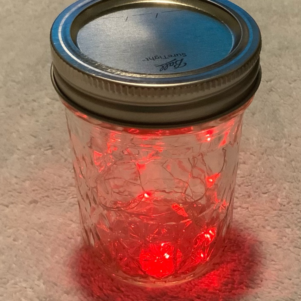 RED 1/2 PINT MASON JAR w/ LED FAIRY-LIGHTS/HANDMADE/NWT! - Picture 3 of 10